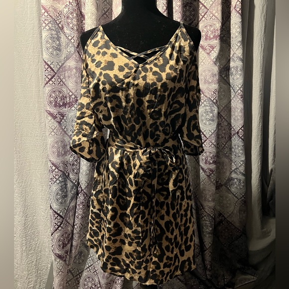 Leopard print dress - Picture 1 of 2